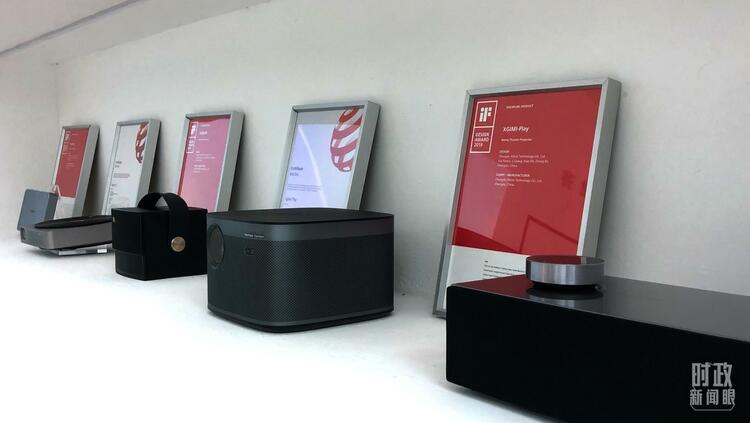 時政新聞眼丨踏訪萬里長江第一城，習(xí)近平調(diào)研這些重要命題