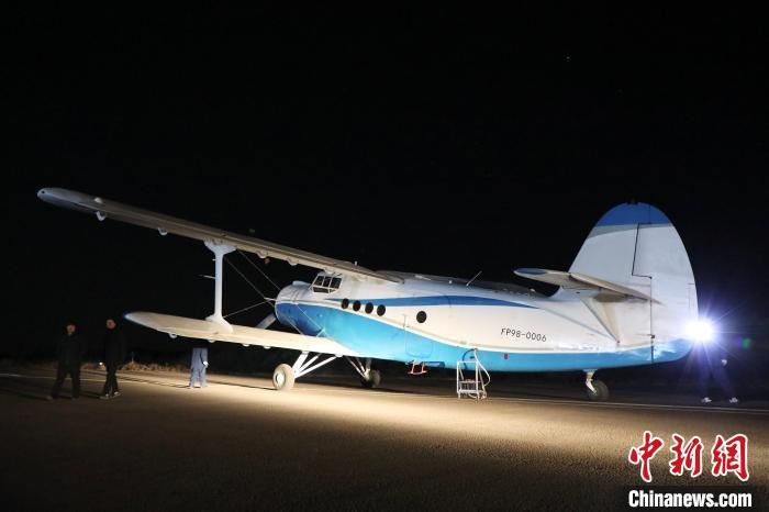 圖為此次執(zhí)飛的無(wú)人機(jī)。　榆陽(yáng)區(qū)委宣傳部供圖