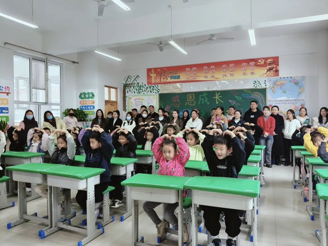 學(xué)生展示6.jpg 圖片