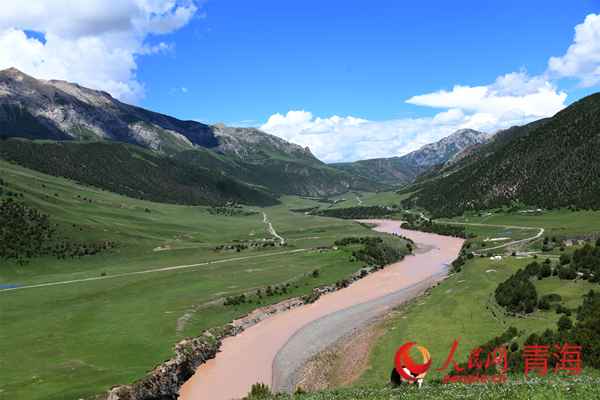 三江源瀾滄江源園區(qū)。人民網(wǎng)記者 甘海瓊攝