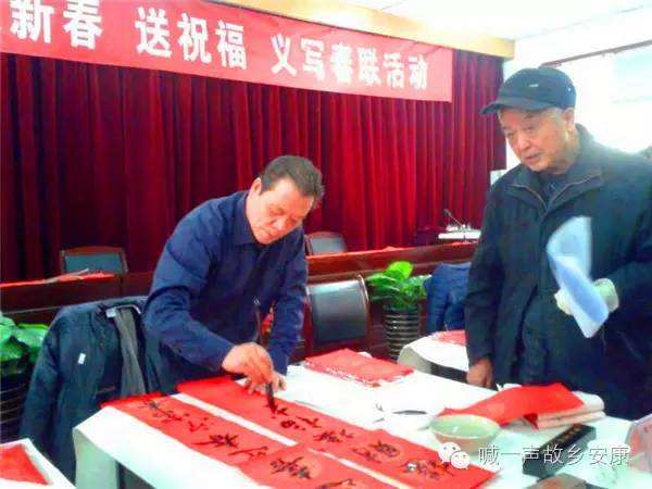 1121422362_15016830242441n (1).jpg