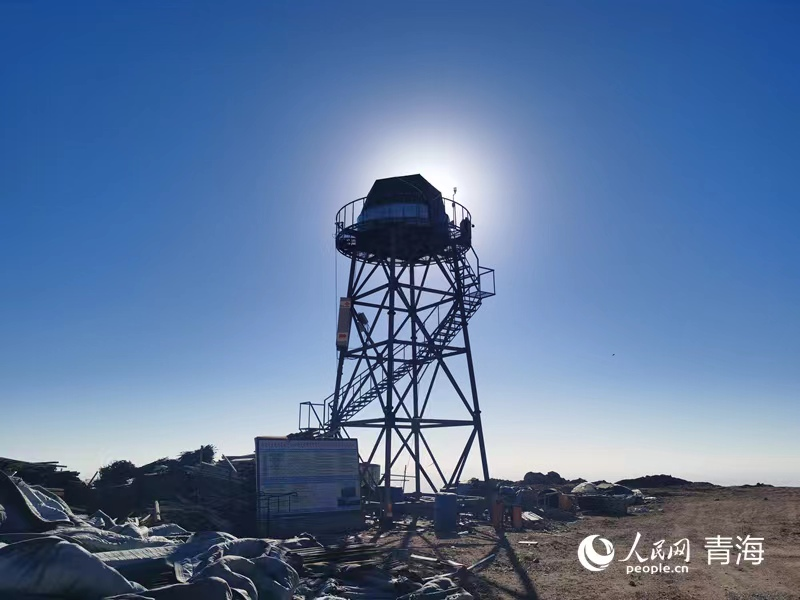建設(shè)中的冷湖天文觀測基地一角。人民網(wǎng) 甘海瓊攝