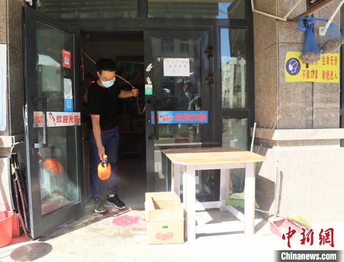 新疆兵團(tuán)：商鋪復(fù)工復(fù)產(chǎn)夜市恢復(fù)營業(yè)