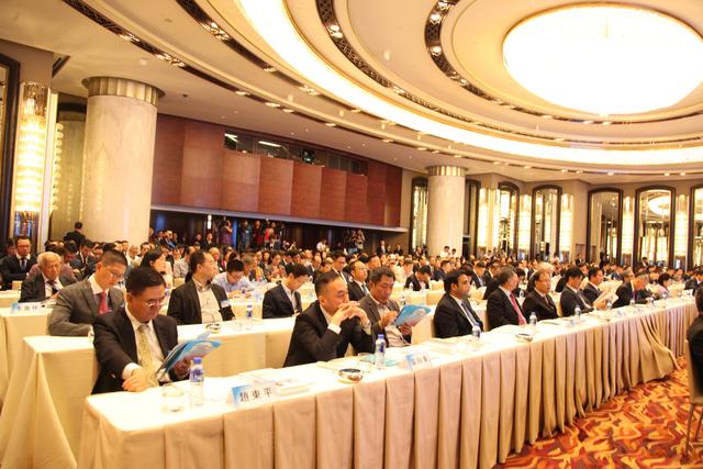 pgc-image/15247441046970fb4035ac4