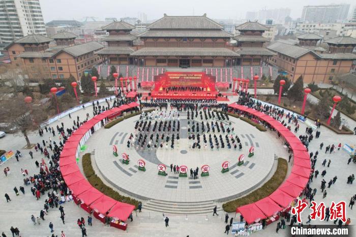 甘肅15個省直部門聯(lián)合開展“三下鄉(xiāng)”：把快樂送進(jìn)農(nóng)村