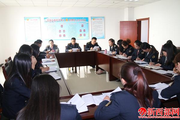 全體人員中心會(huì)議室學(xué)??JPG