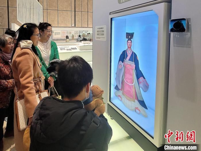 圖為展覽現(xiàn)場。阿琳娜 攝 圖為展覽現(xiàn)場。阿琳娜 攝