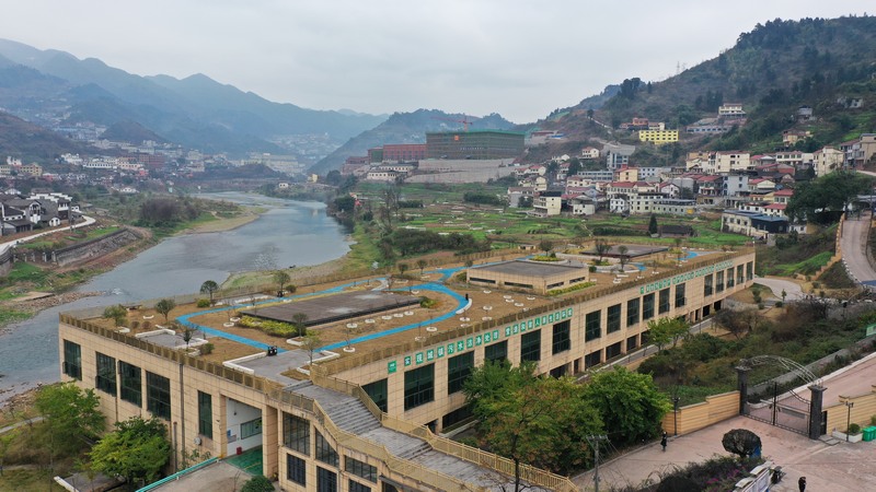 茅臺(tái)第二生活污水處理廠 （余甚君拍攝）.JPG