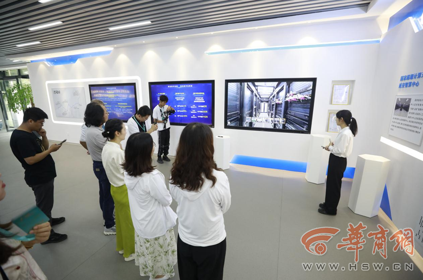 XaZ5IrgcQ6n511es.png XaZ5IrgcQ6n511es.png