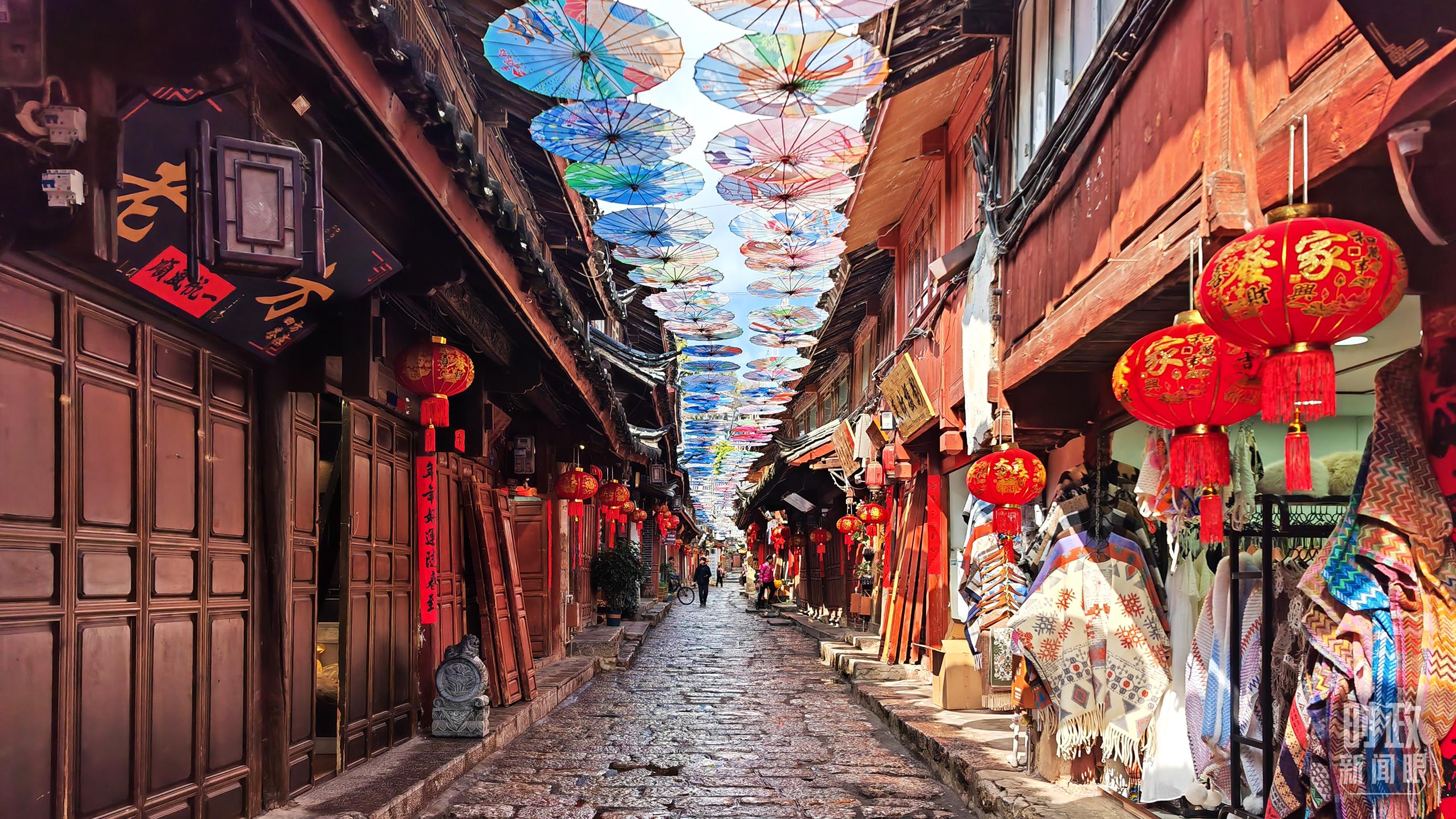 習(xí)近平赴云南麗江考察，關(guān)注這座名城的“古與今”