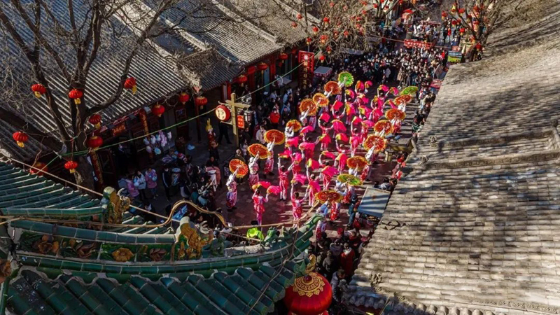 榆林古城內(nèi)的新春展演活動。榆林市文旅局供圖